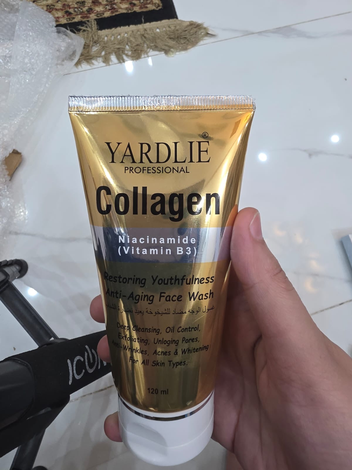 Yardlie Collagen Face Wash
