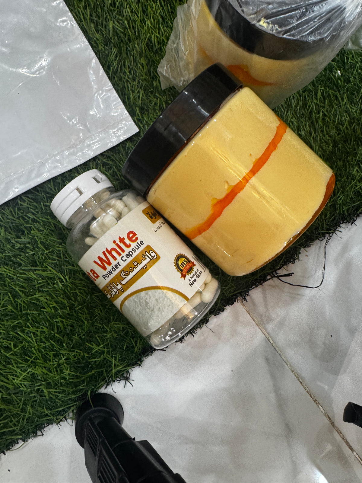 Honey Butter Cream jar + Gluta White capsol bottle Free